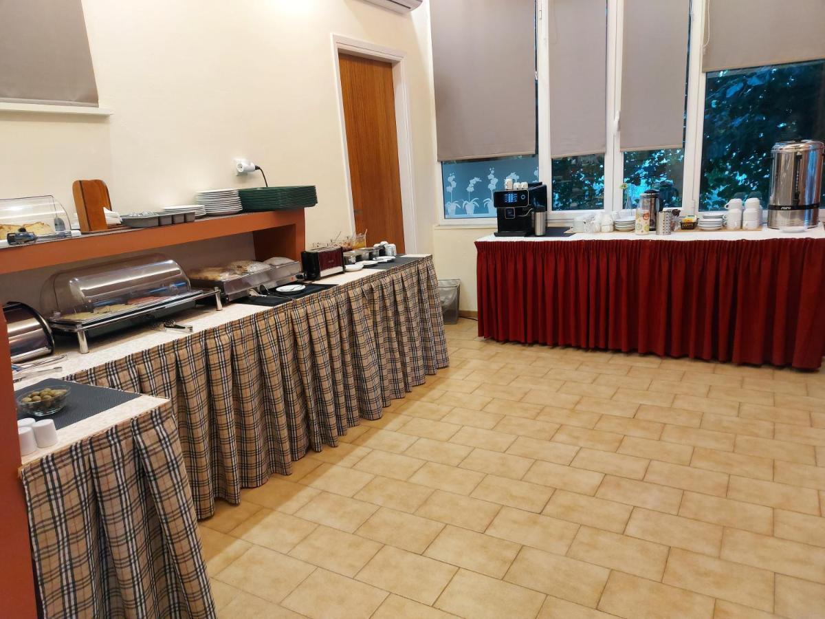 Hotel Astron à Loutra Ipatis Extérieur photo